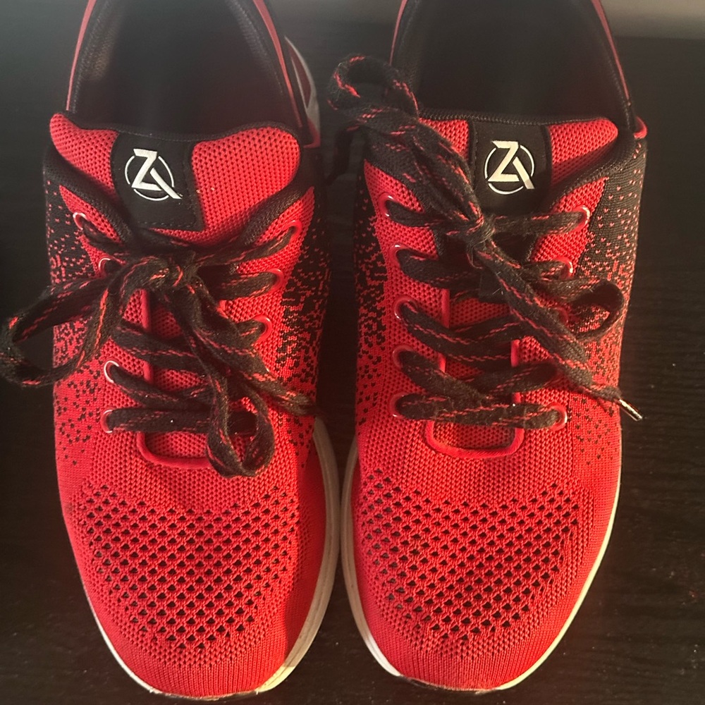 Zebra Men’s Sneakers, Cherry Red, Pre-Owned